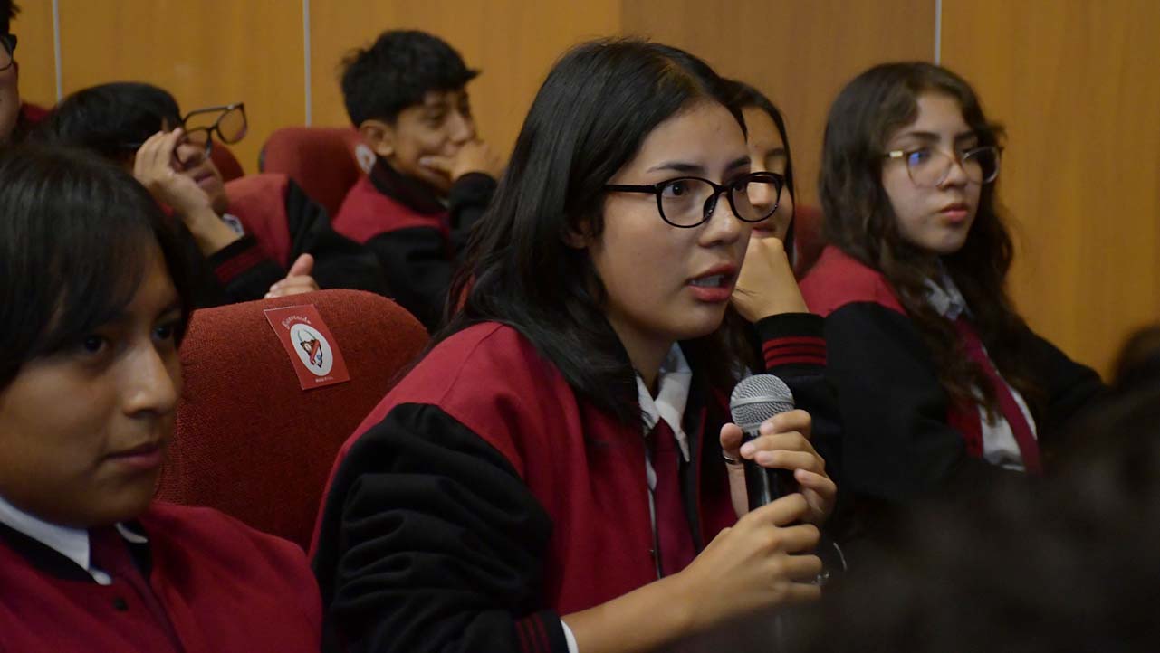 Estudiantes de la U.E Manuel J. Calle durante el evento