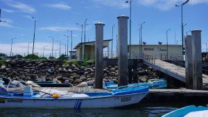 Estuario del río Cojimíes ISOSPAM desde el muelle, Manabí