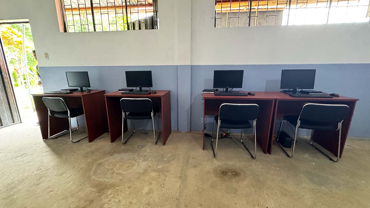 Computadoras instaladas en las Unidades Educativas.