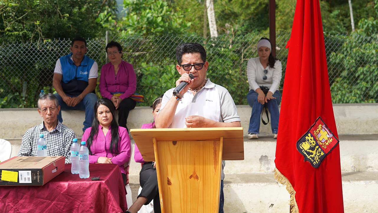 Sr. Segundo Yugsi Alcalde del Cañar.
