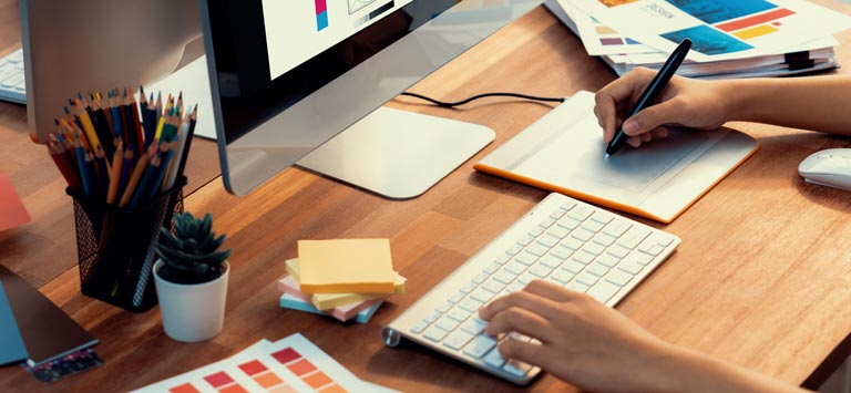 Banner Tecnología Superior Diseño de Animación y Arte Digital - En Línea