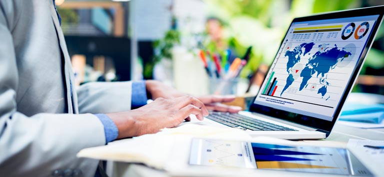 Banner de la Carrera de Comercio Exterior