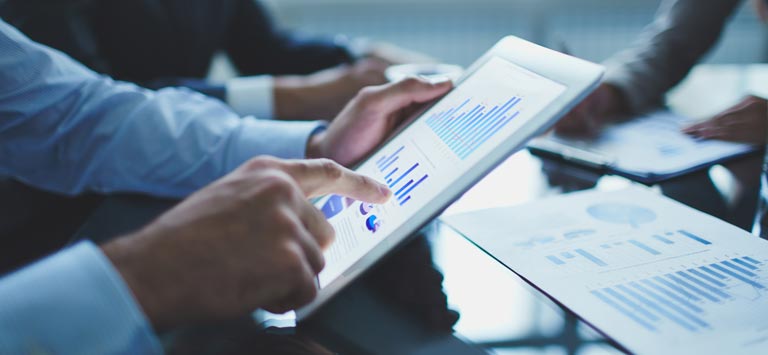 Banner de la Carrera de Economía -  En Línea