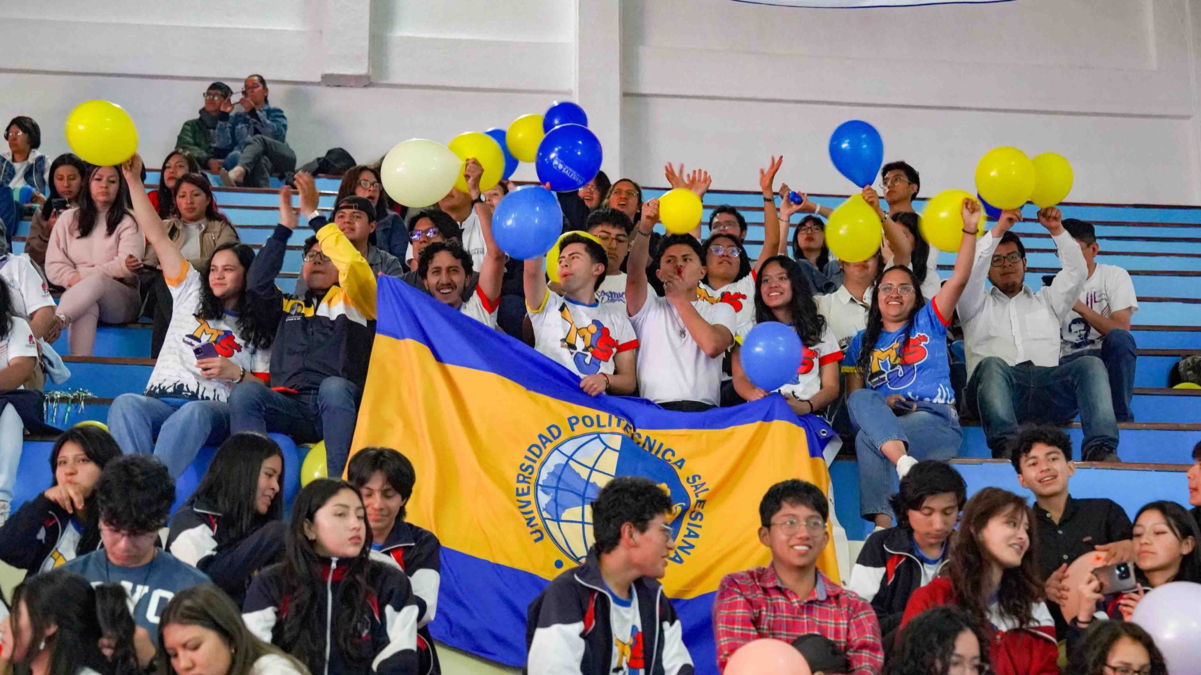Grupos ASU de la sede Quito en la velada cultural