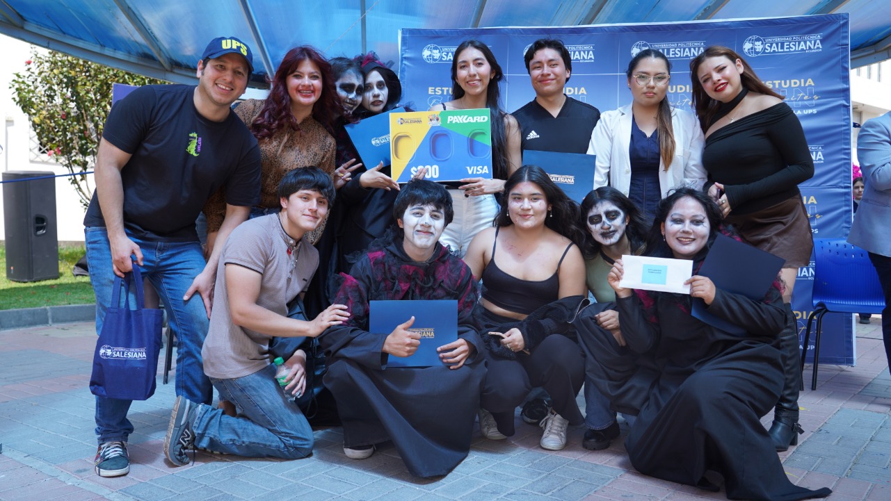 Proyecto Vive no Sobrevive en primer lugar
