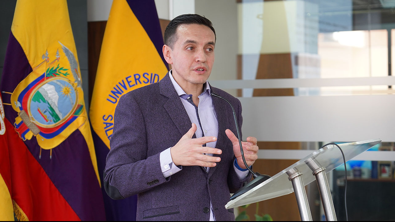 Ing. Jairo Sacoto realizó su exposición sobre TD