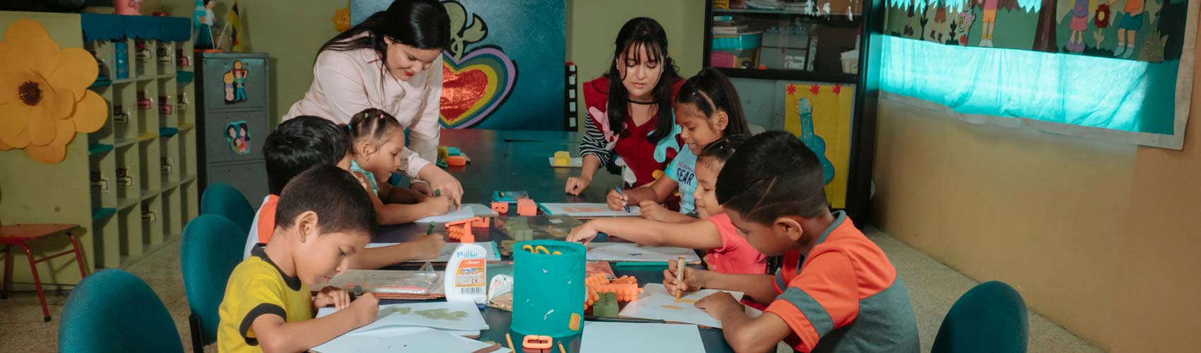 Banner de la Carrera de Educación Básica Guayaquil