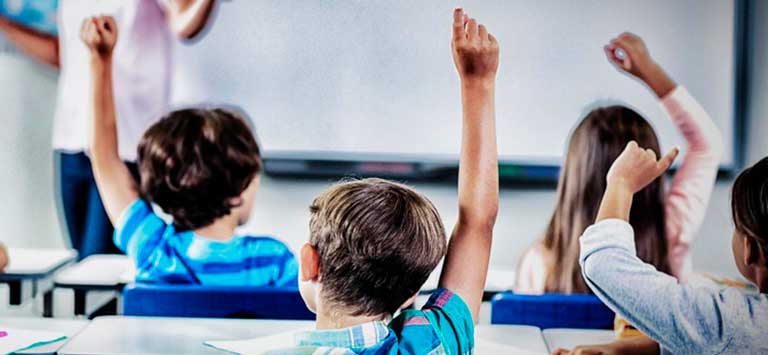 Banner de la Carrera de Educación Básica Sede Cuenca