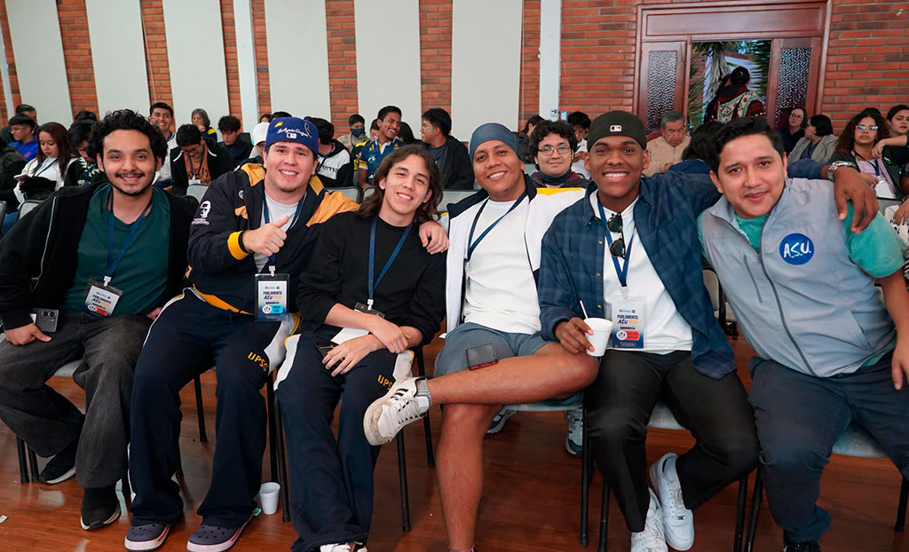 Jóvenes de las 3 sedes se reunieron para el Parlamento Nacional ASU